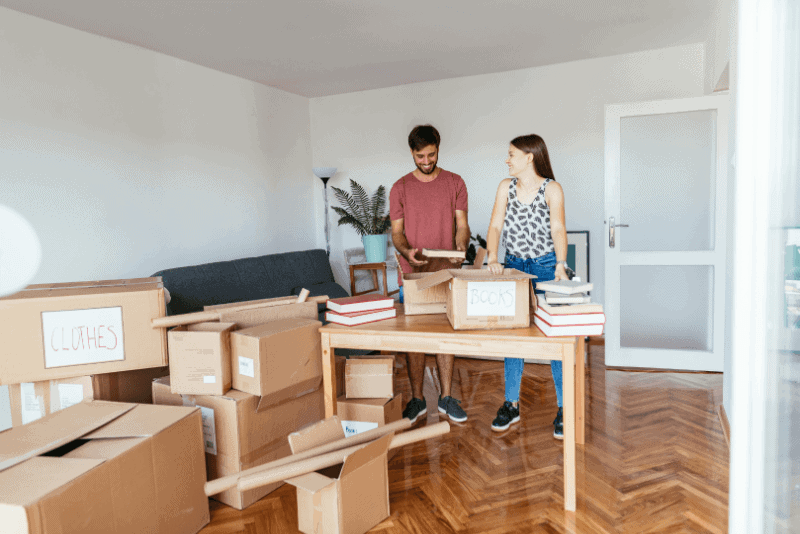 A couple who will be doing first-time apartment moving.